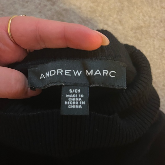 black andrew marc turtleneck - Picture 4 of 4